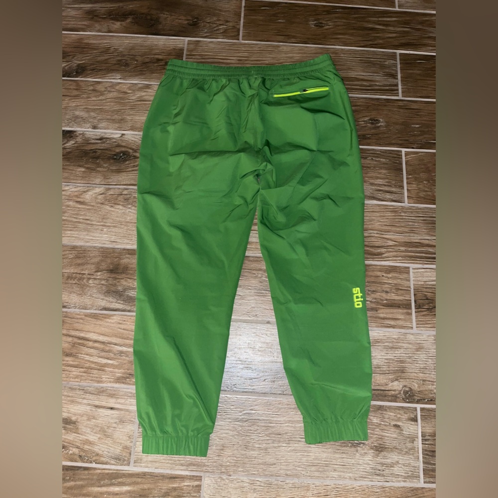 Stio PTV women’s green joggers - Picture 2 of 4